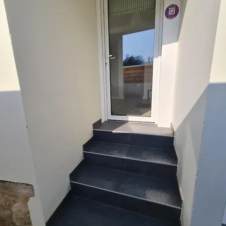 Ker Ethan 4 Centre Apartment *